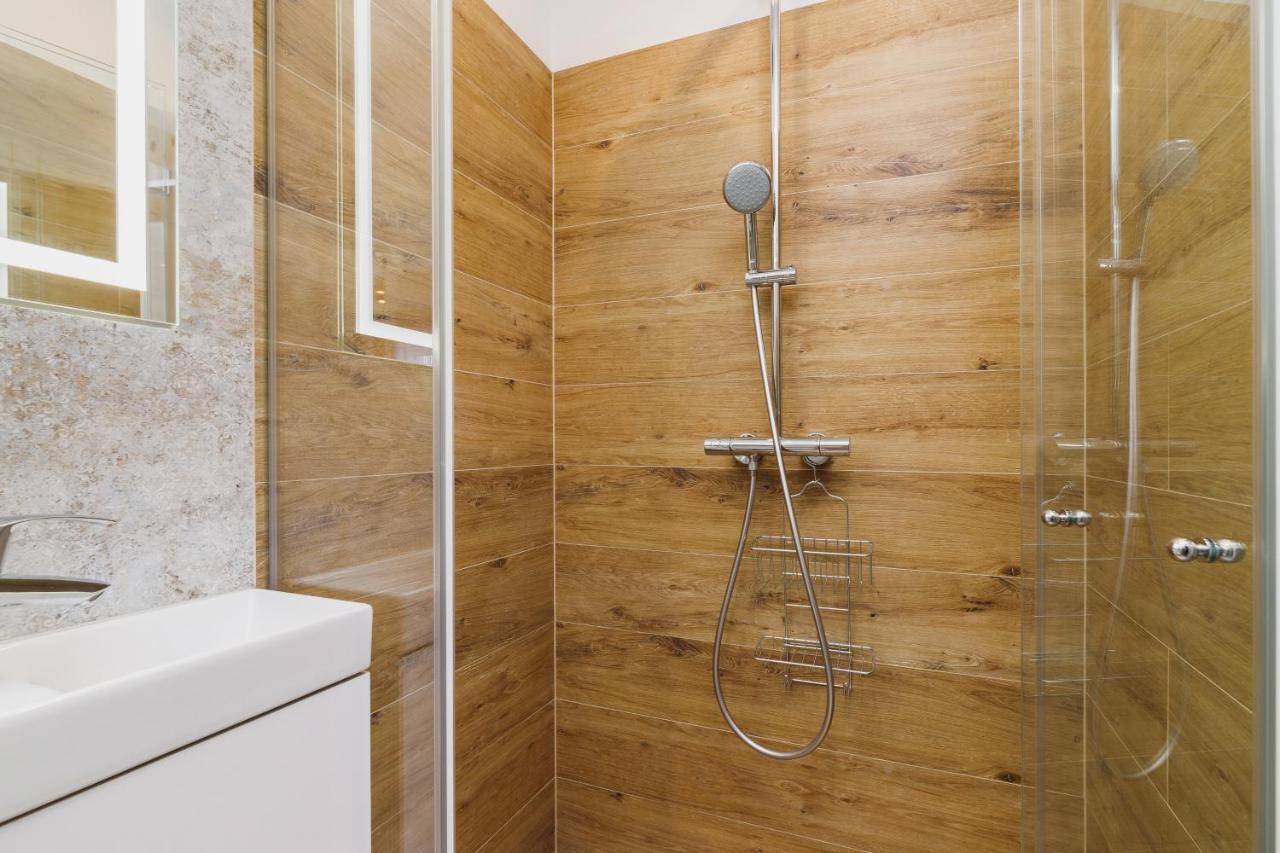 Studio Apartment Daszynskiego Cracow By Noclegi Renters Krakau Exterior foto